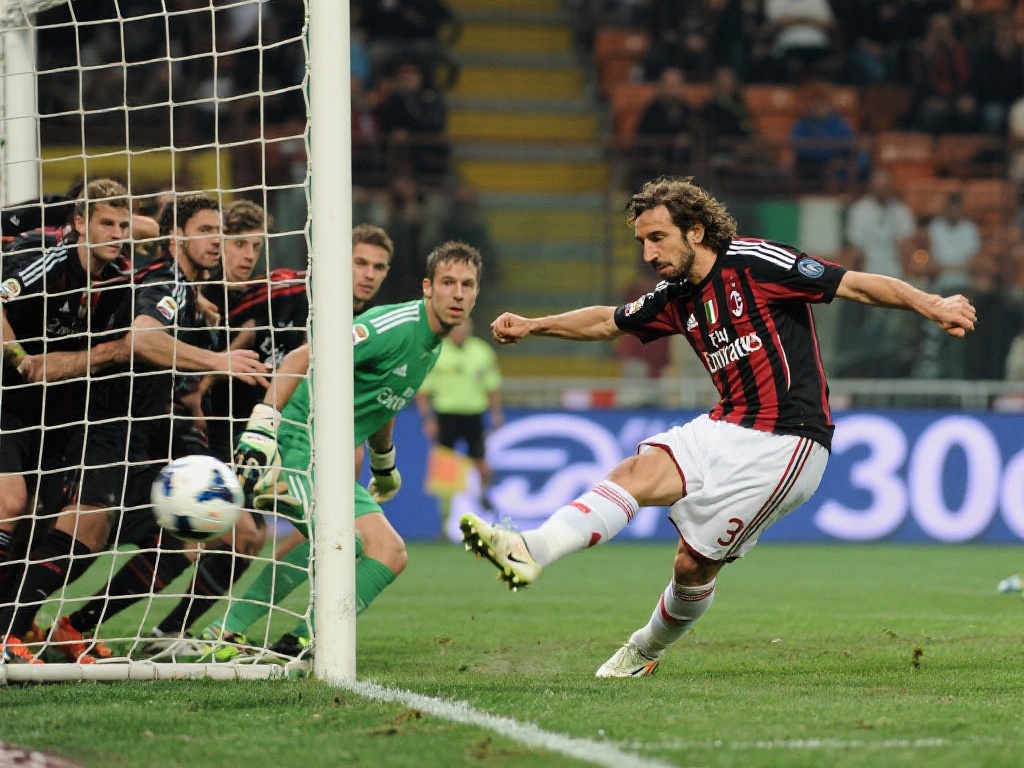 学院共建足 学院共建足